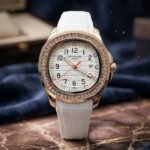 Patek Philippe Aquanaut Bisel Circonias Esfera Blanca Caja Oro Rosa Pulso Blanco