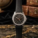 Patek Philippe Aquanaut Bisel Circonias Esfera Negra Caja Acero Pulso Negro