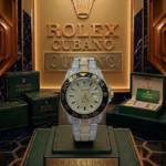 Rolex Cubano Bisel Negro  Esfera Cristal  Caja Mixta