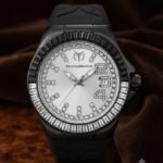 TechnoMarine Esfera Plateada Bisel Circonias Caja Negra Pulso Negro
